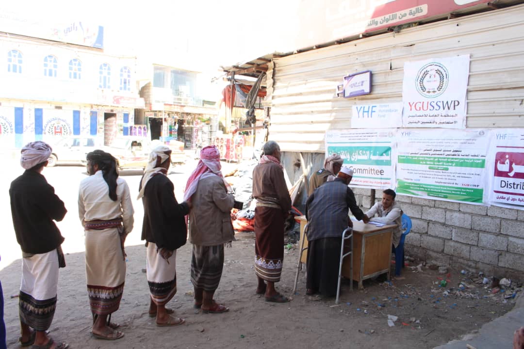 الجولة الرابعة من المساعدات النقدية الغذائية الطارئة تعزز صمود الأسر في مديرية العبدية – مأرب