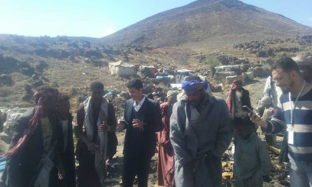 الاستجابة السريعة لاحتراق خيمة في مخيم النازحين في منطقة الازرقين