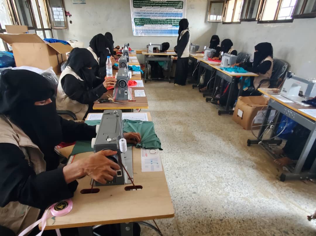 اختتام نشاط تدريب (40) نازحة وتوريد (40) ماكينة خياطة – مديرية كعيدنة، محافظة حجة